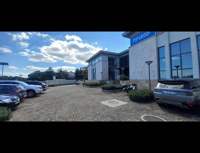 187M² OFFICE TO LET IN BRYANSTON